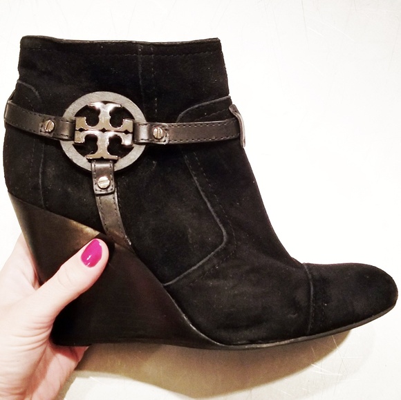 Tory Burch Aaden Black Booties - Picture 1 of 3